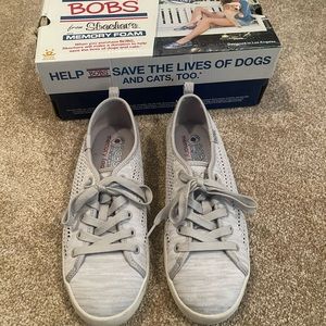 Like new Bobs size 7.5